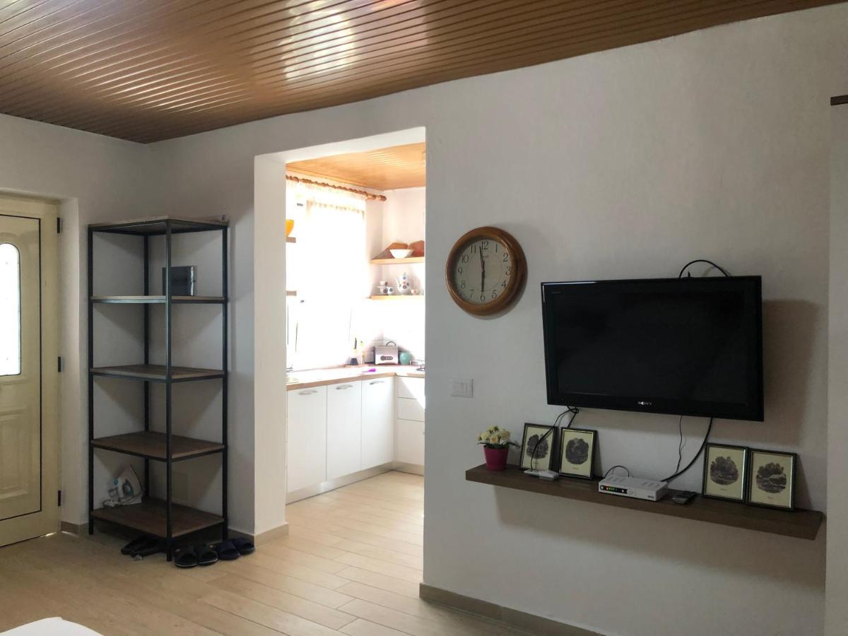 Olive House. Hotel Vlora Kültér fotó